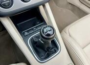 Volkswagen EOS 27