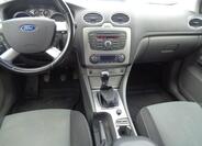 Ford Focus 10