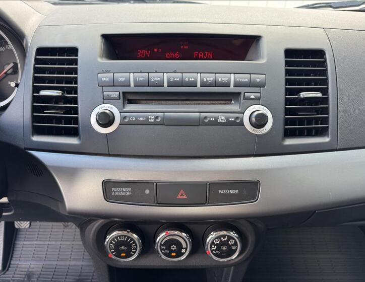 Mitsubishi Lancer 36