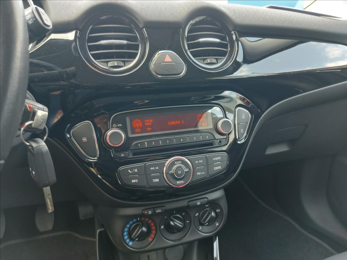 Opel Adam