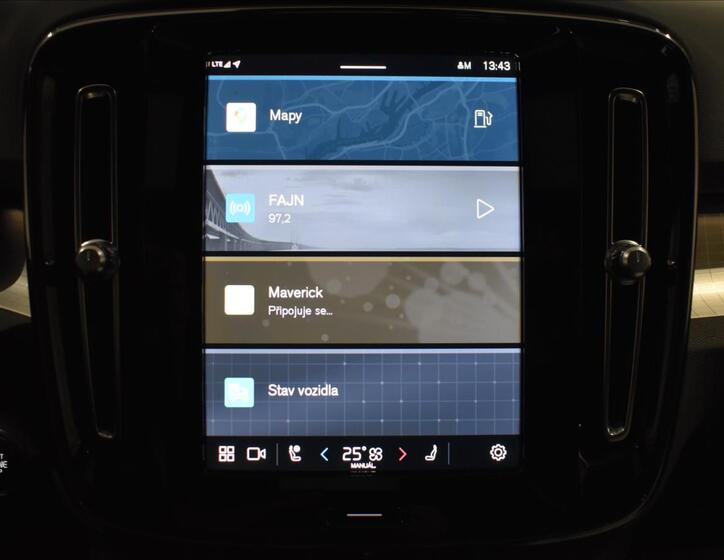 Volvo XC40 16