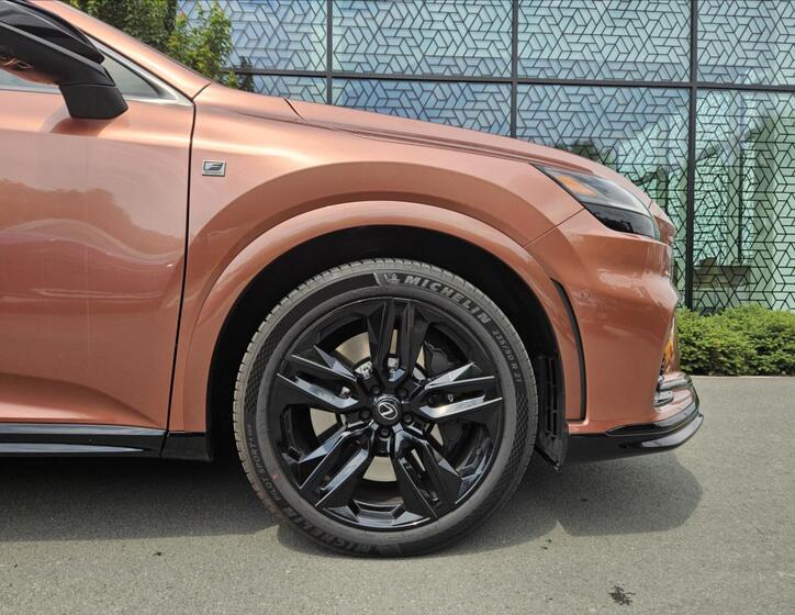 Lexus RX 500h 7