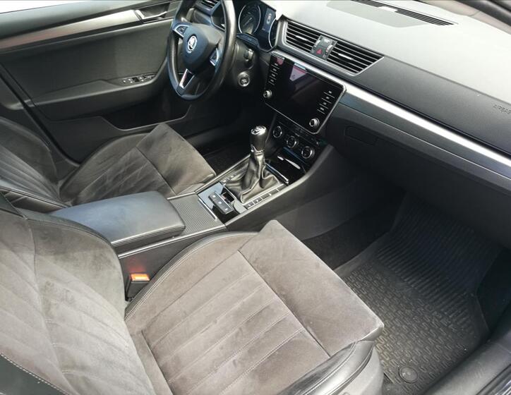 Škoda Superb 17