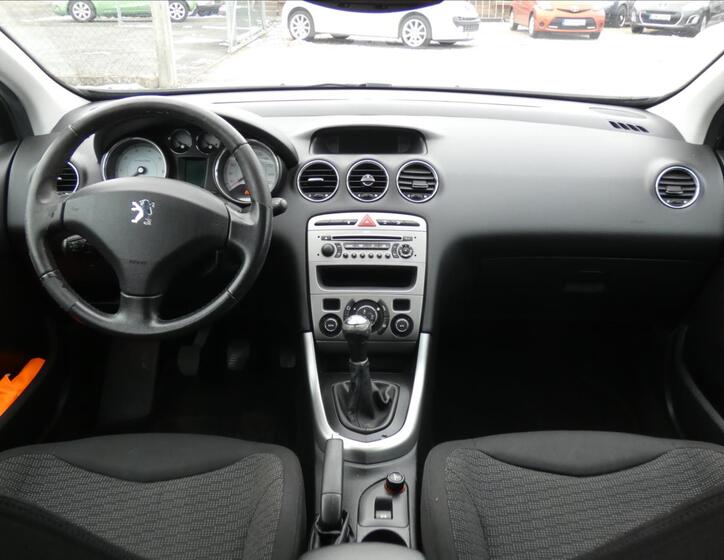 Peugeot 308 7