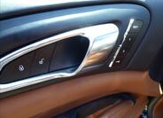 Porsche Cayenne 12