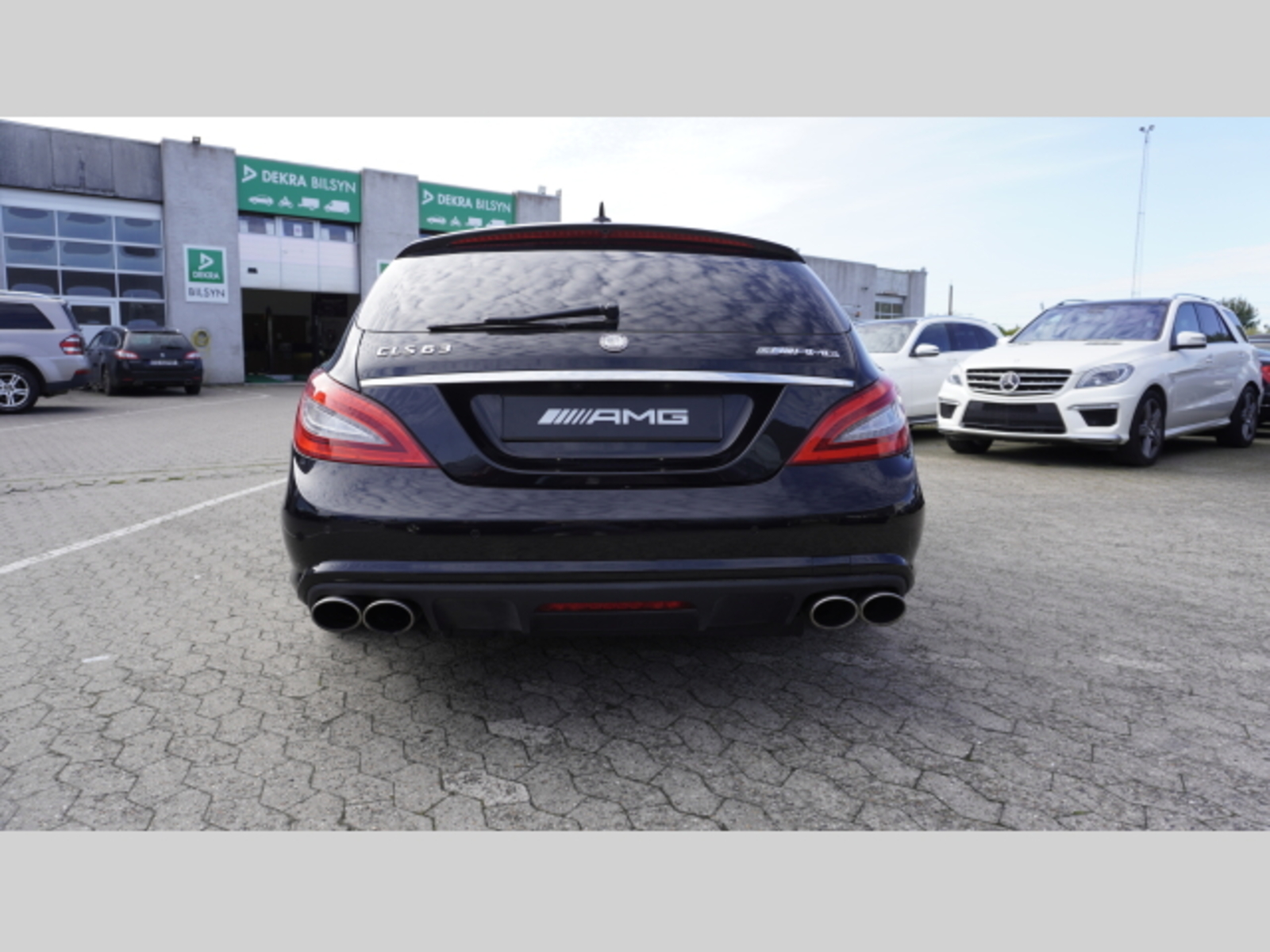 Mercedes-Benz CLS 12