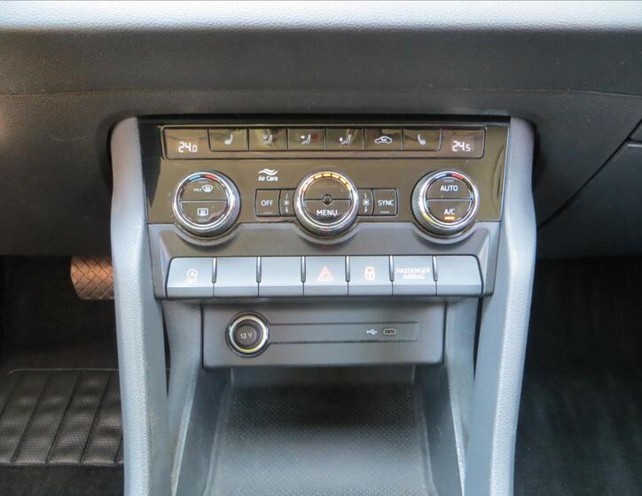 Škoda Karoq 15