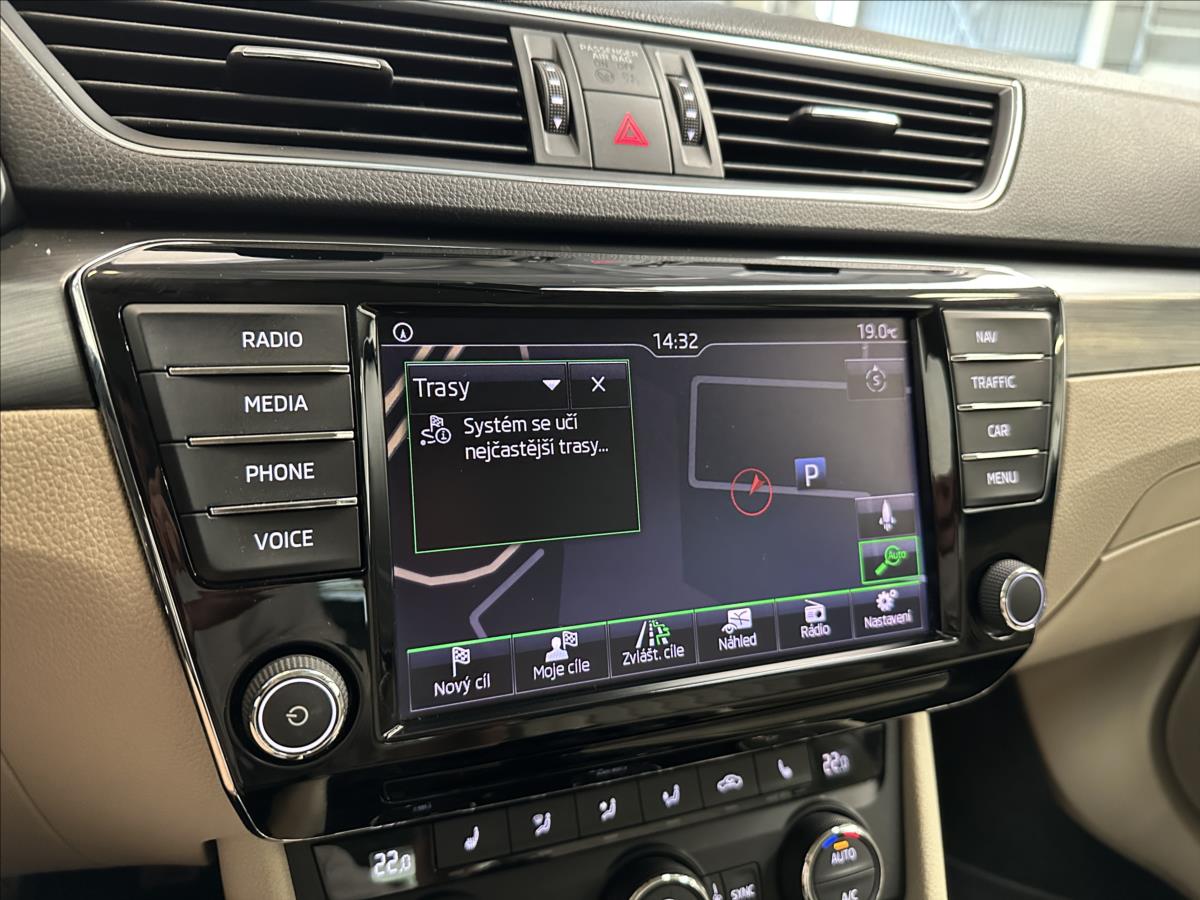 Škoda Superb
