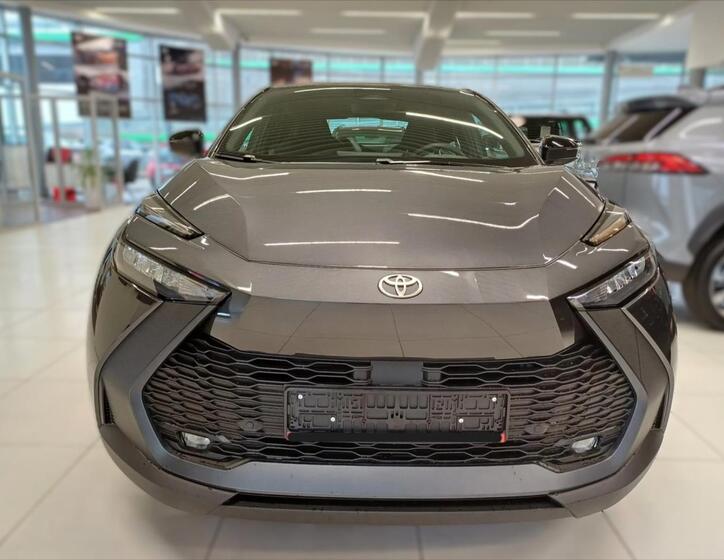 Toyota C-HR 2