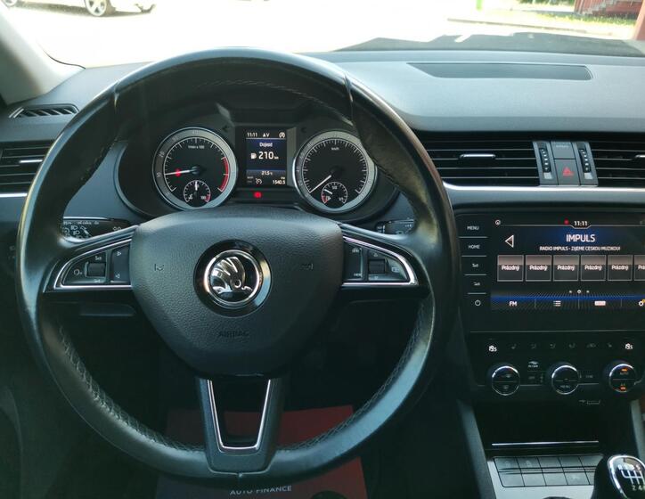 Škoda Octavia 16