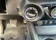 Toyota Hilux 27