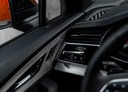 Audi Q7 5