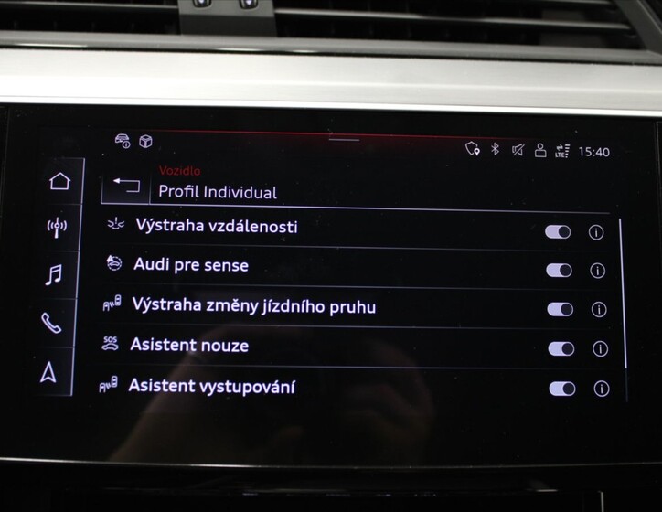 Audi e-tron 11