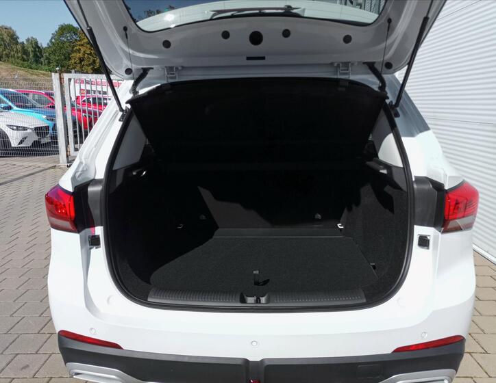 MG ZS 7