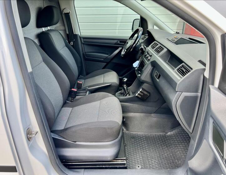 Volkswagen Caddy 23