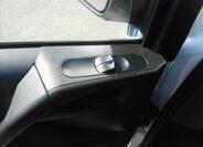 Mercedes-Benz Vito 10