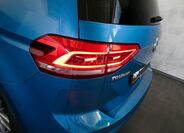 Volkswagen Touran 8
