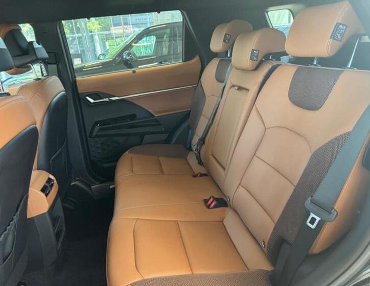 SsangYong Torres 10