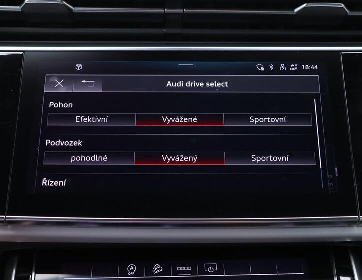 Audi Q7 23