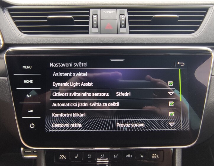 Škoda Superb 16
