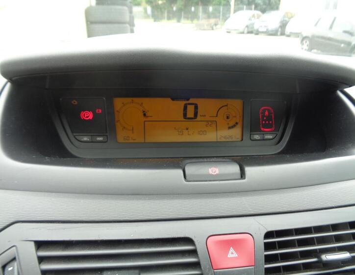 Citroën C4 Picasso 9