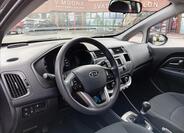 KIA Rio 15