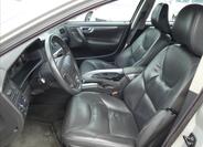 Volvo XC70 9