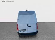 Mercedes-Benz Sprinter 4