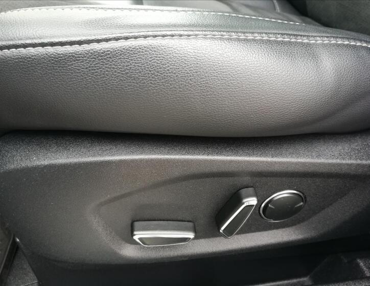 Ford Galaxy 15