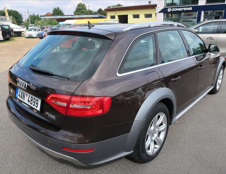 Audi A4 Allroad 3