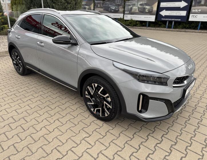 KIA XCeed 9