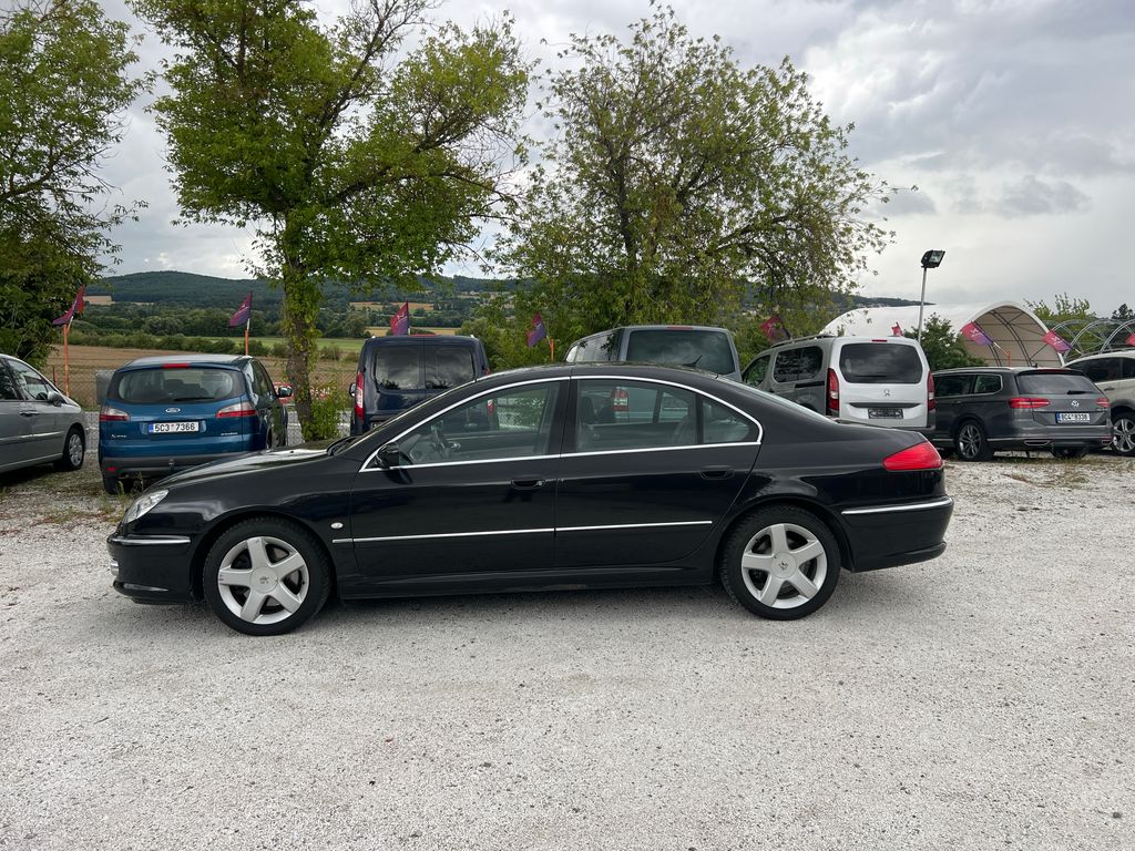 Peugeot 607