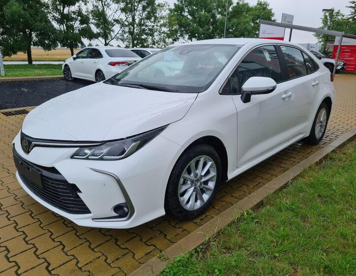 Toyota Corolla 3