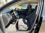 Volkswagen Golf 12