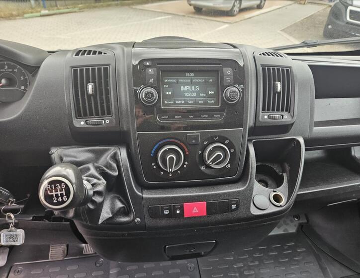 Peugeot Boxer 11