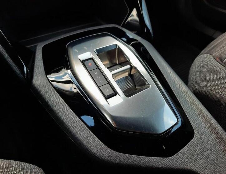 Peugeot 2008 24