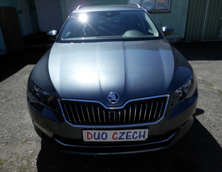 Škoda Superb 2