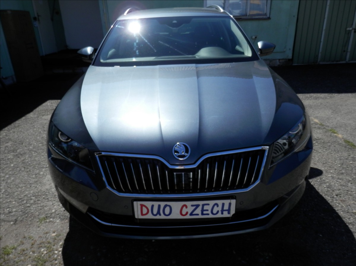 Škoda Superb