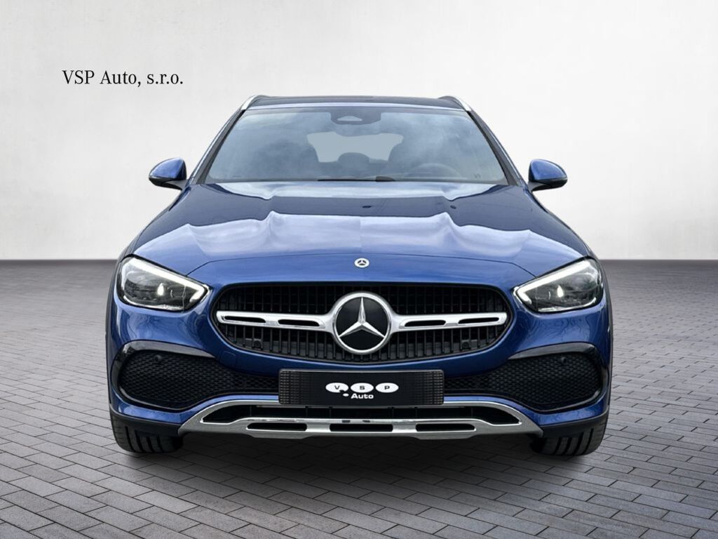 Mercedes-Benz Třídy C 8