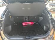 Toyota Yaris Cross 5
