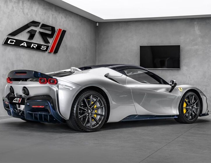 Ferrari SF90 5
