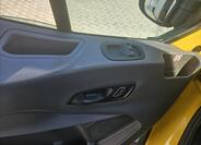 Ford Transit 8