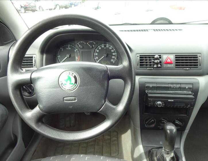 Škoda Octavia 33