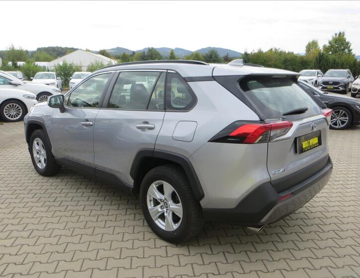 Toyota RAV4 5