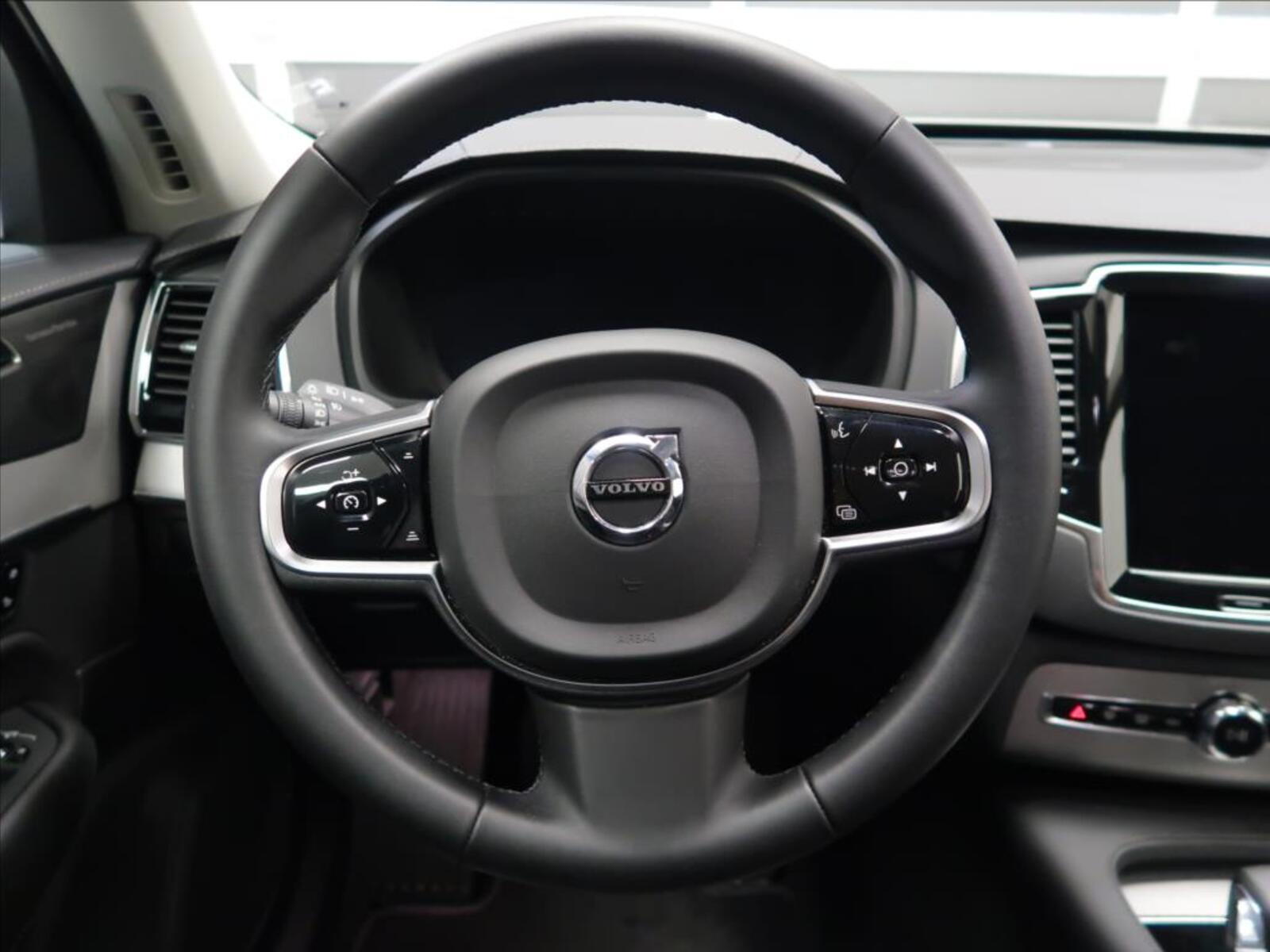 Volvo XC90 14