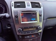 Toyota Avensis 16