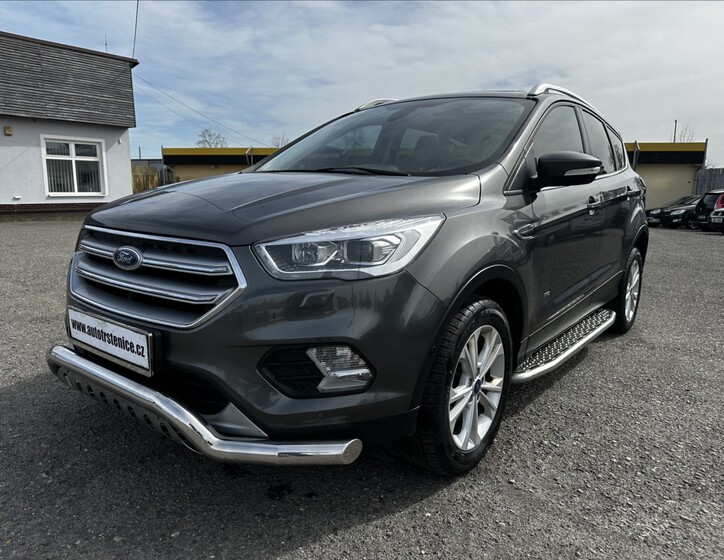 Ford Kuga 1