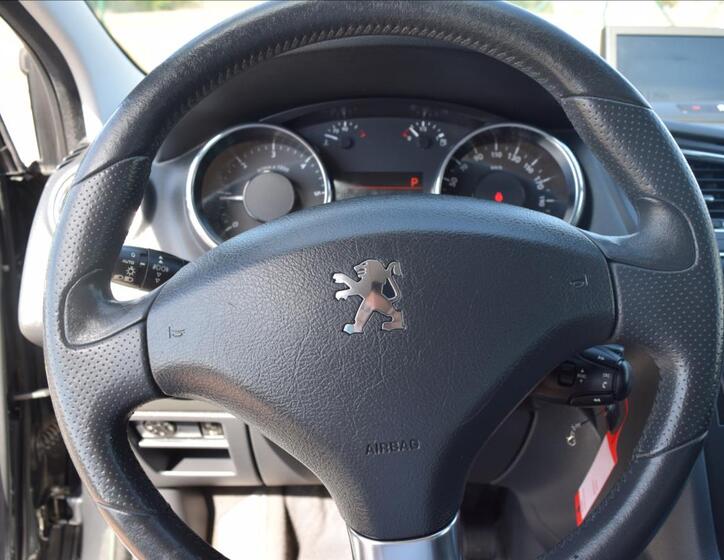 Peugeot 5008 36