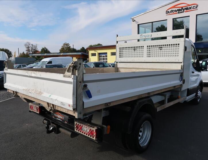 Ford Transit 5
