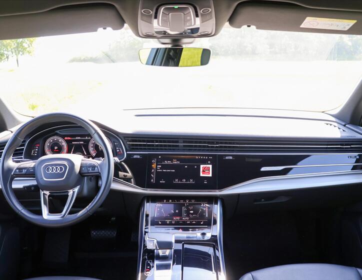 Audi Q7 38